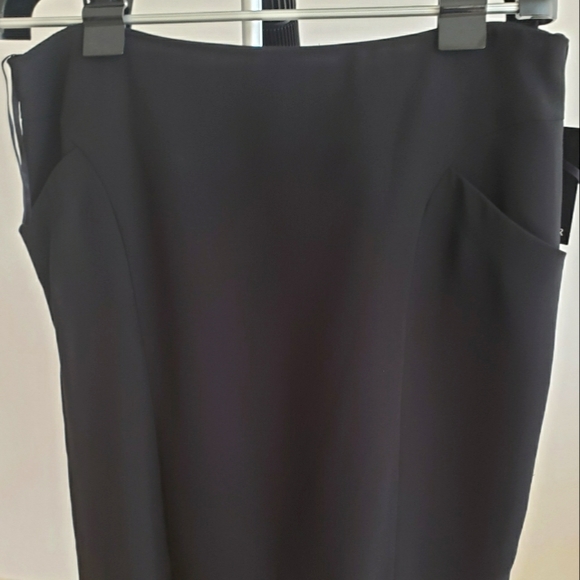 Jones Wear Dresses & Skirts - Jones Wear Black skirt